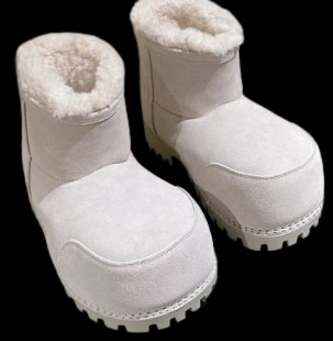 Balenciaga Alaska
Fur Low Boot 
(White)